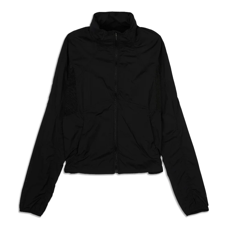 Classic-Fit Ventilated Running Jacket - Resale